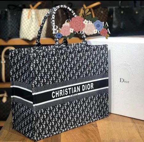 christian dior geanta